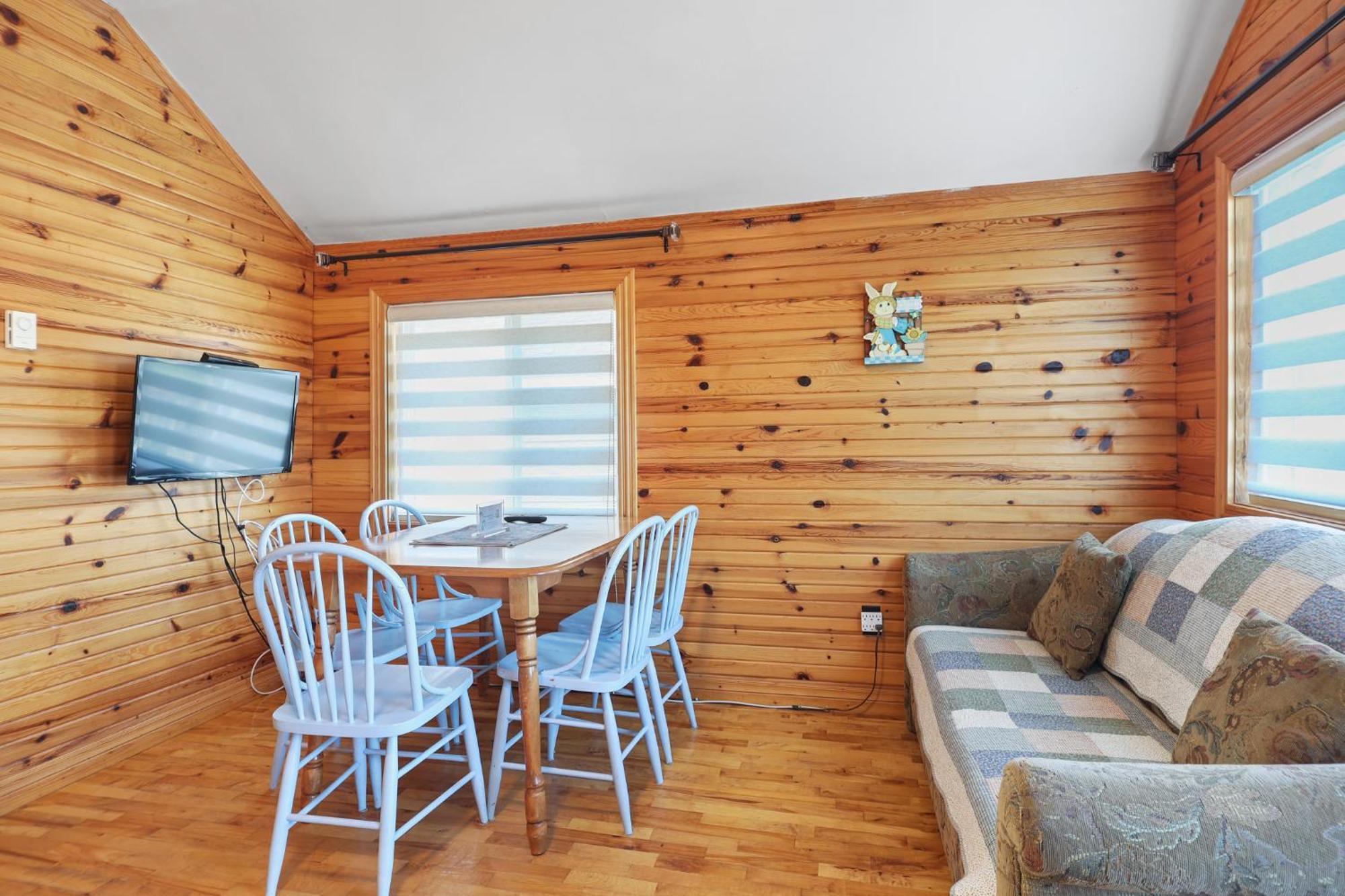 פרום Avonlea Cottages מראה חיצוני תמונה
