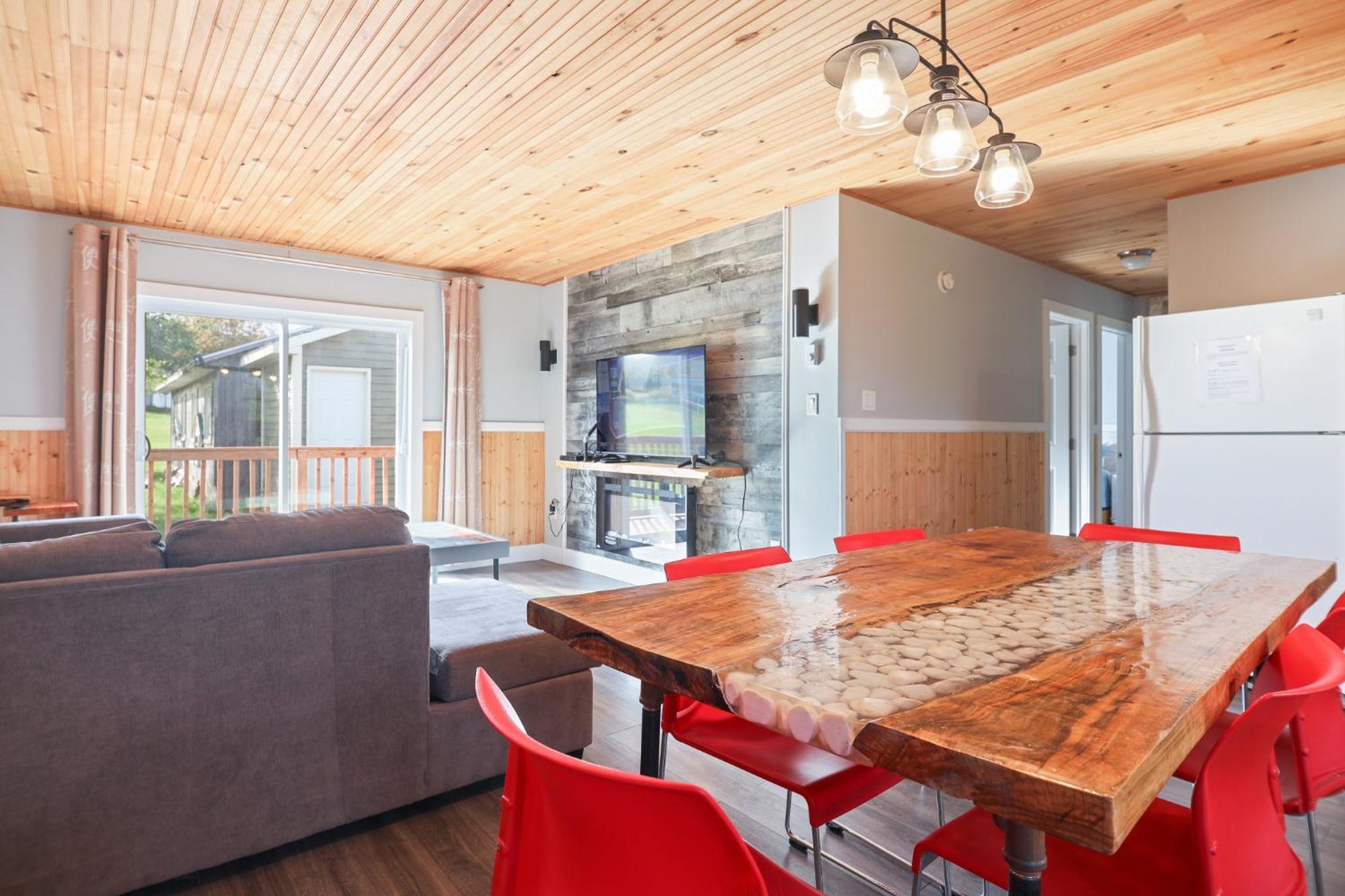 פרום Avonlea Cottages מראה חיצוני תמונה