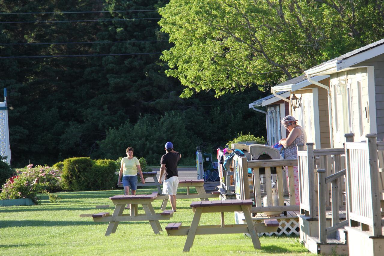 פרום Avonlea Cottages מראה חיצוני תמונה